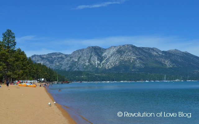 © Revolution of Love Blog - Lake Tahoe (water_4)